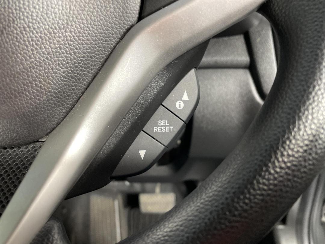 Photo '28' of Honda FIT Photo '28' of Honda FIT