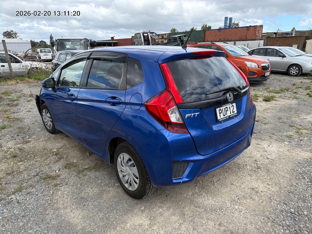 Photo '4' of Honda FIT