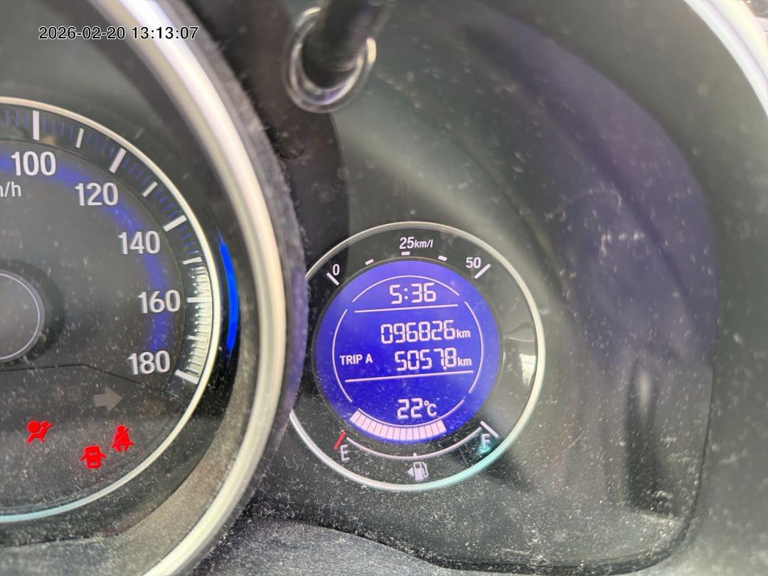 Photo '8' of Honda FIT