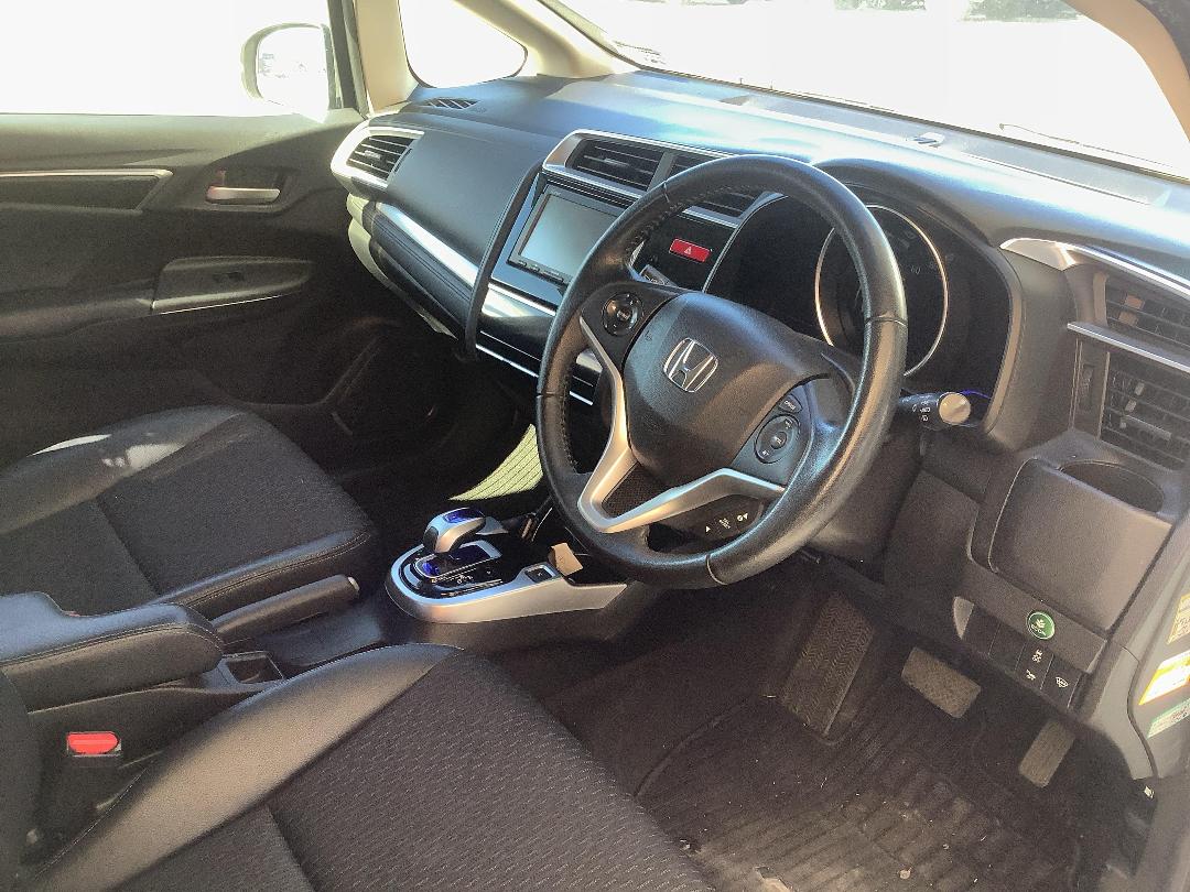 Photo '12' of Honda FIT