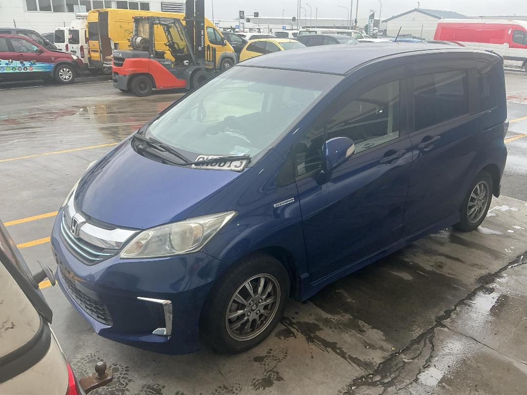 Photo '6' of Honda Freed