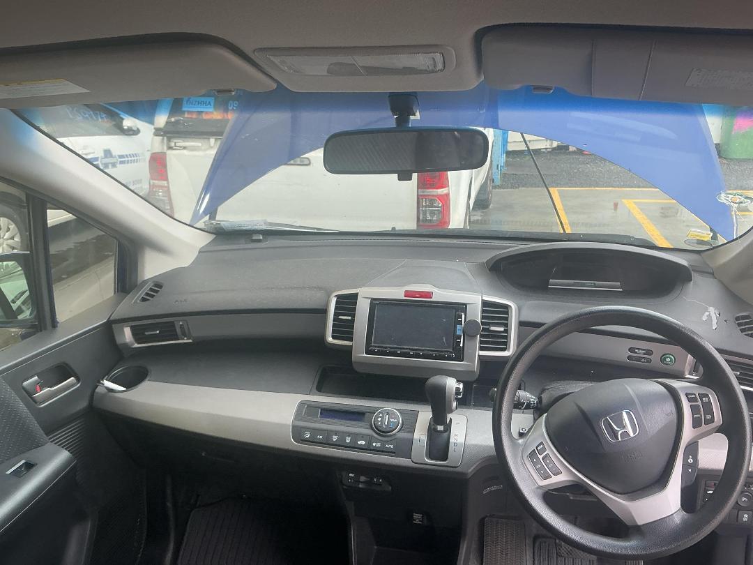 Photo '22' of Honda Freed