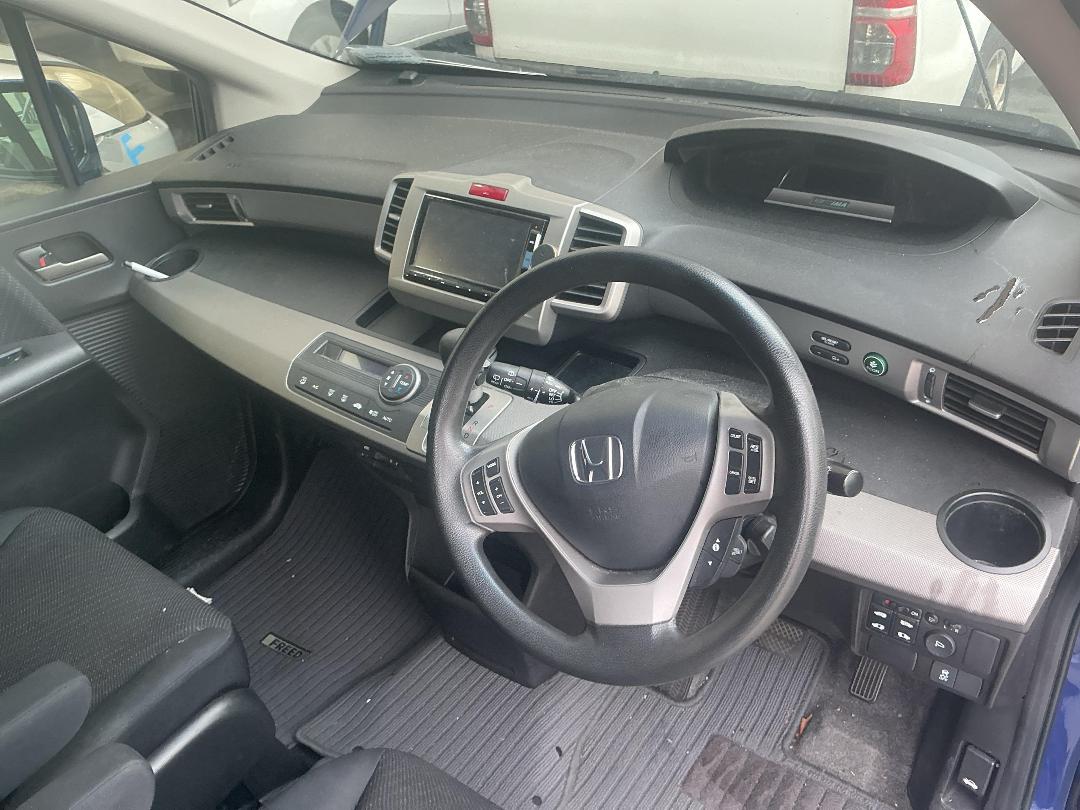 Photo '23' of Honda Freed