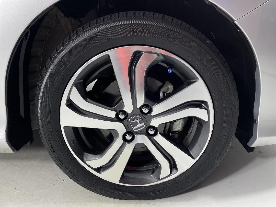 Photo '9' of Honda Grace