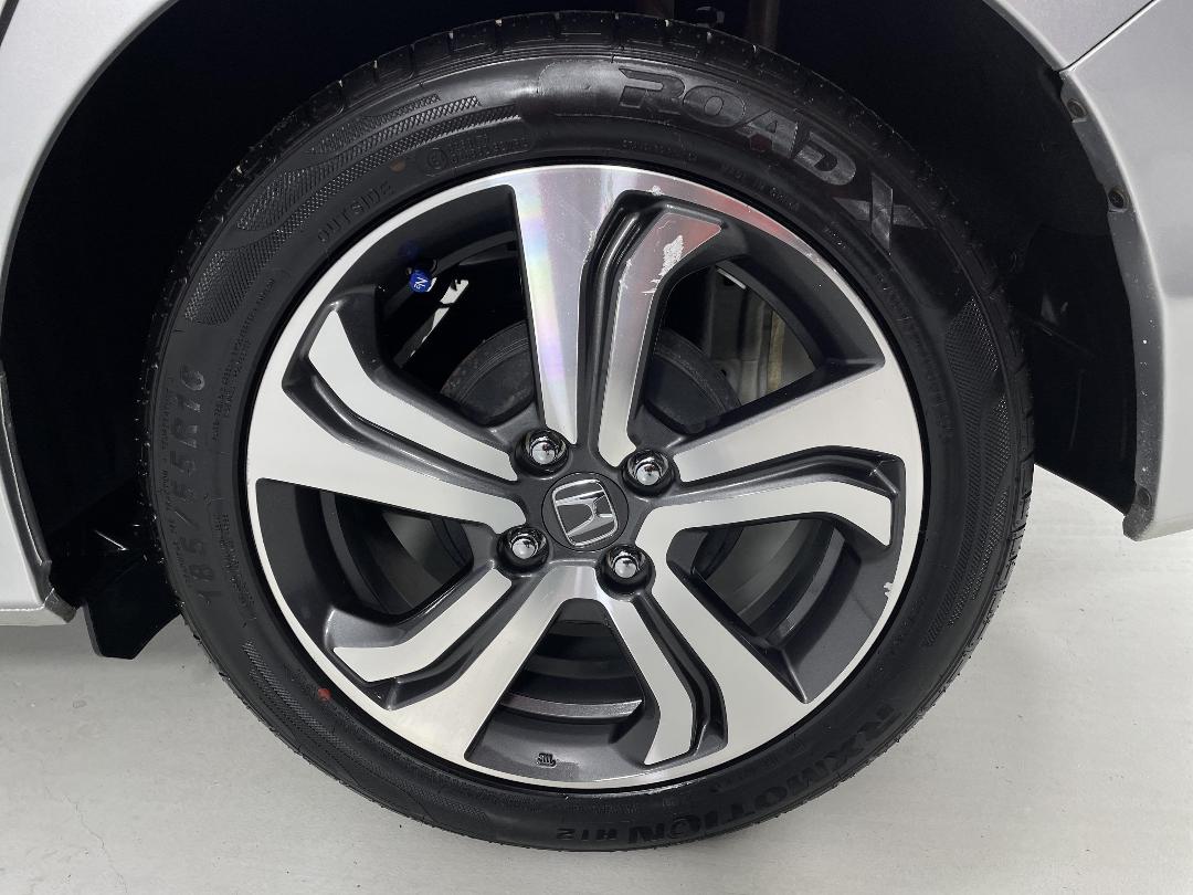 Photo '11' of Honda Grace