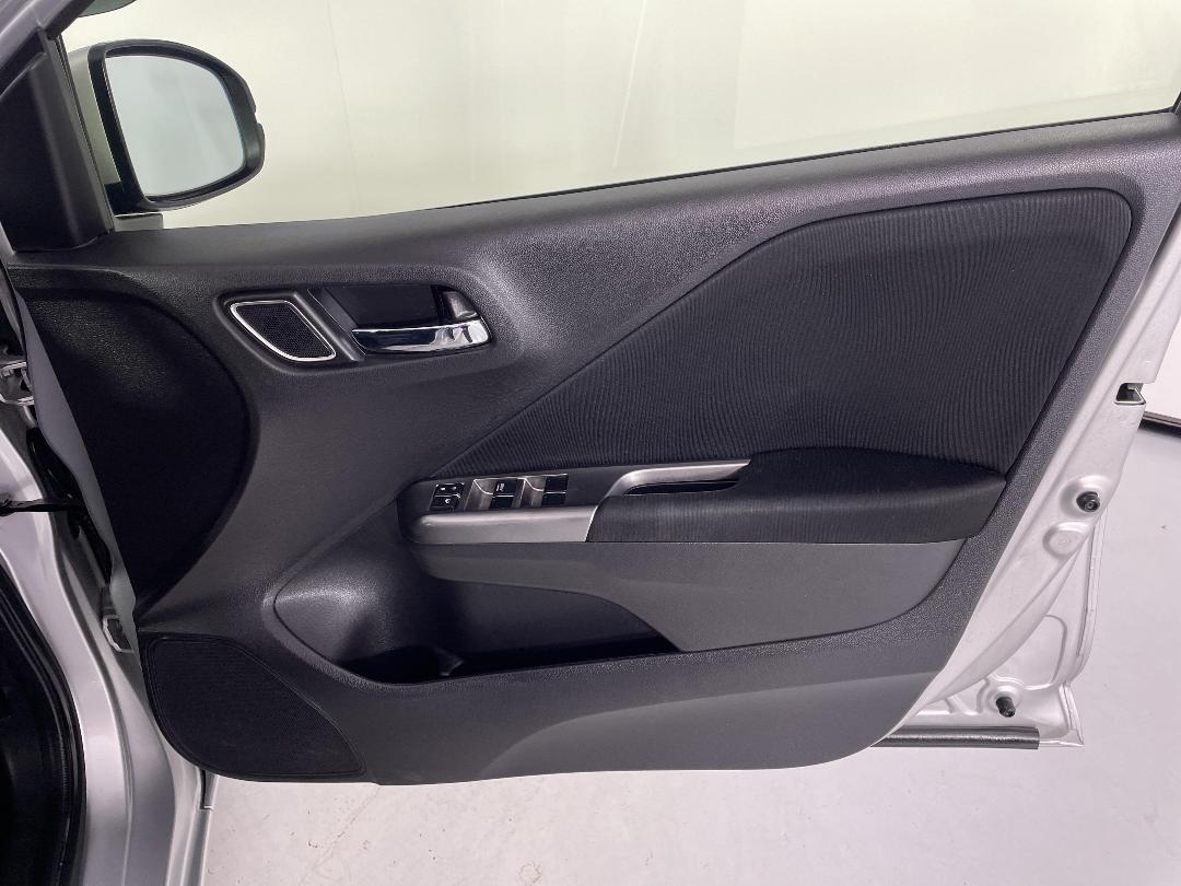 Photo '15' of Honda Grace