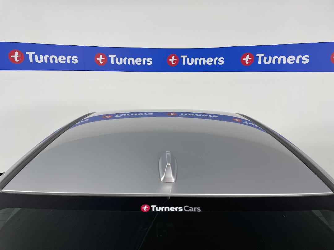 Photo '33' of Honda Grace