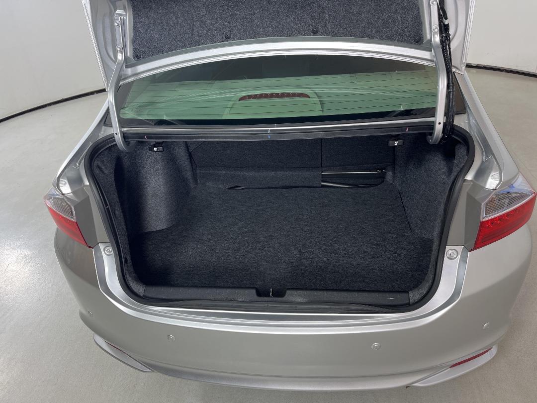 Photo '14' of Honda Grace