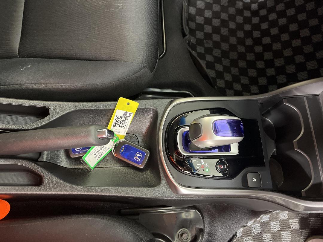 Photo '28' of Honda Grace