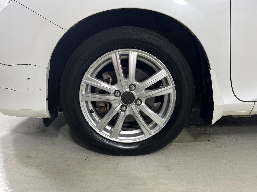 Photo '10' of Honda Grace Photo '10' of Honda Grace