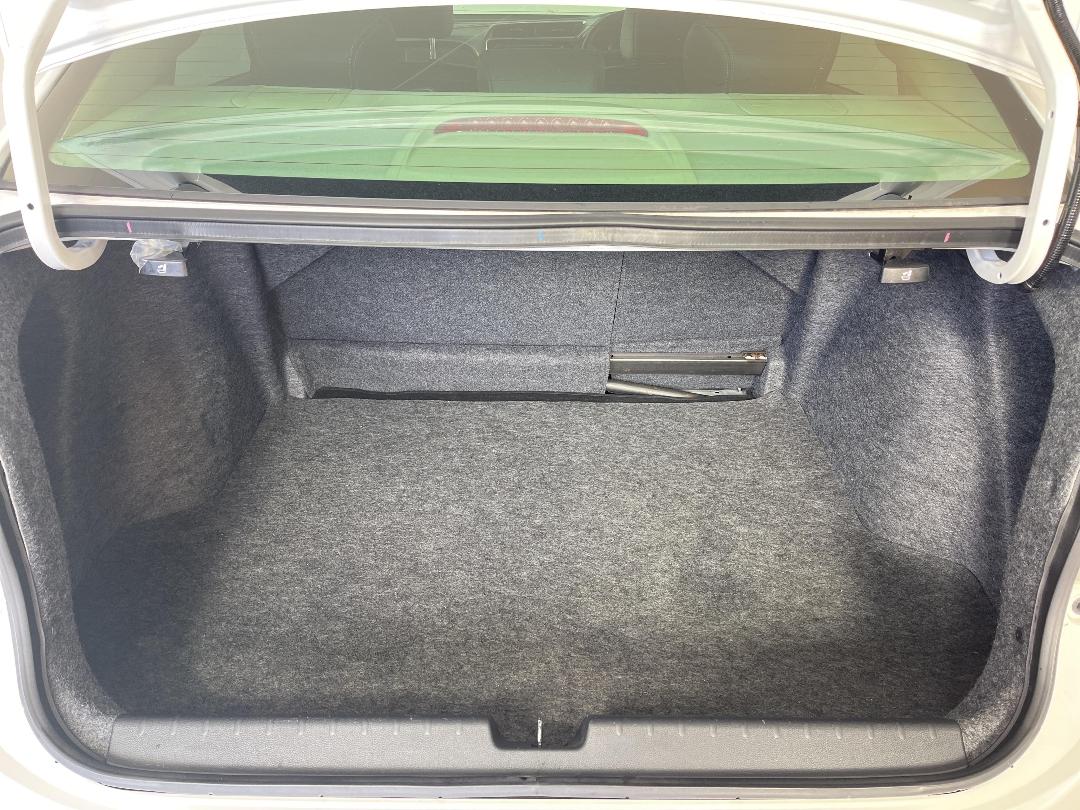 Photo '14' of Honda Grace Photo '14' of Honda Grace