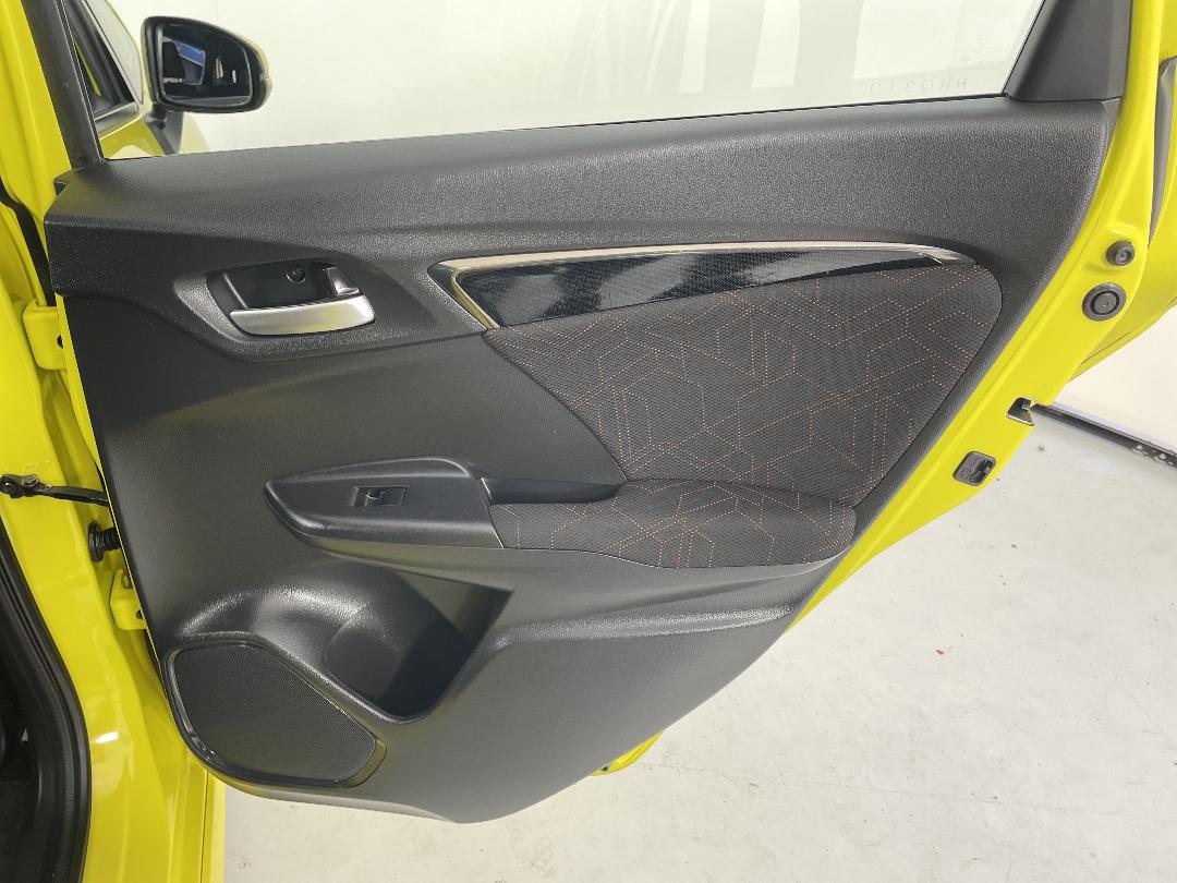 Photo '19' of Honda Jazz