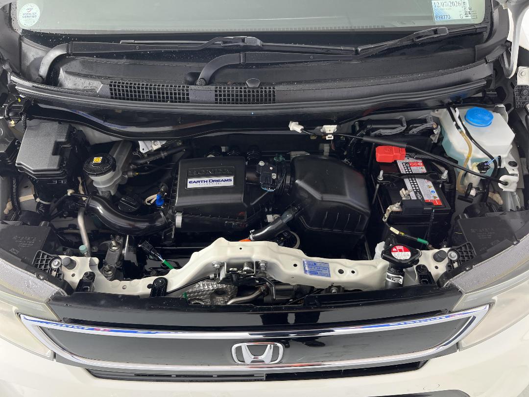 Photo '13' of Honda N-WGN