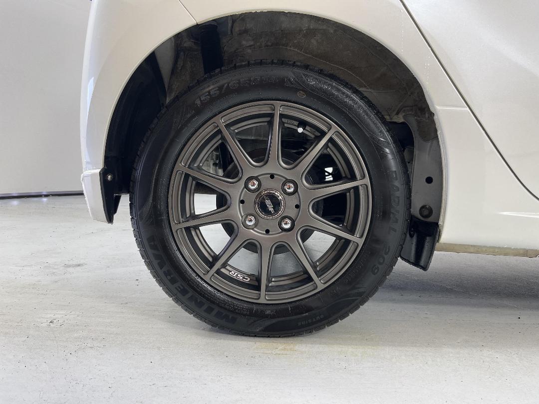 Photo '12' of Honda N-WGN