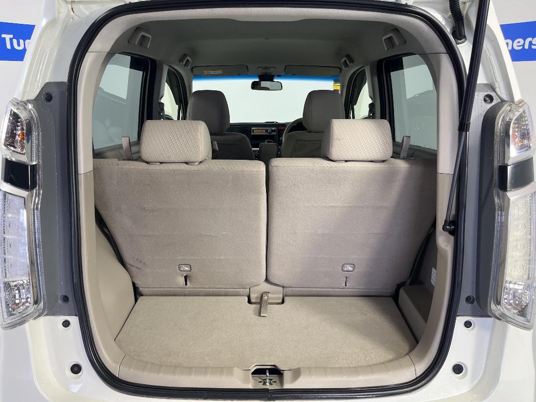 Photo '14' of Honda N-WGN