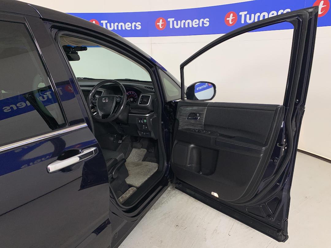 Photo '15' of Honda Odyssey Photo '15' of Honda Odyssey