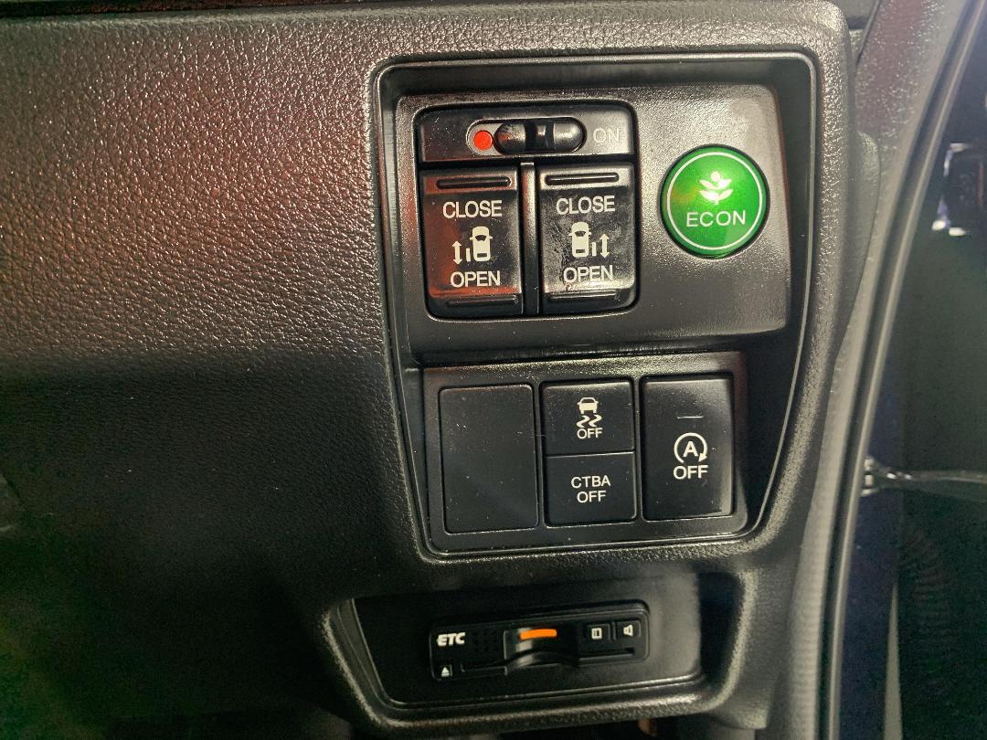 Photo '23' of Honda Odyssey Photo '23' of Honda Odyssey