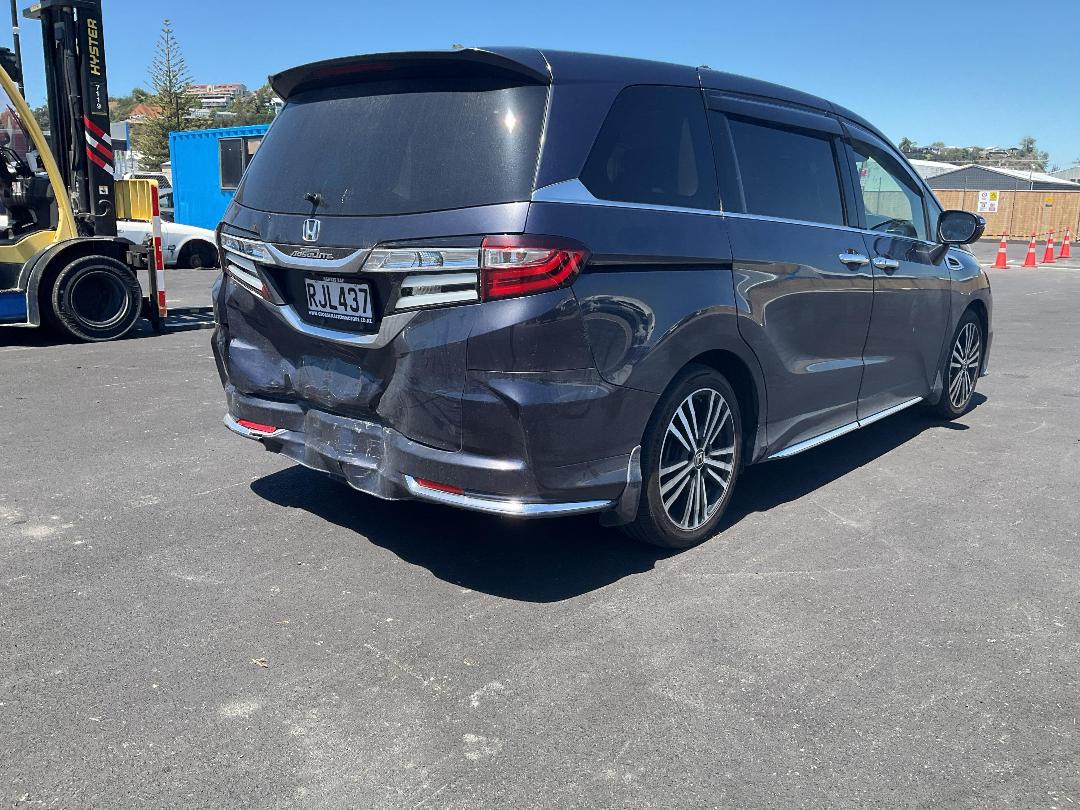 Photo '3' of Honda Odyssey Photo '3' of Honda Odyssey