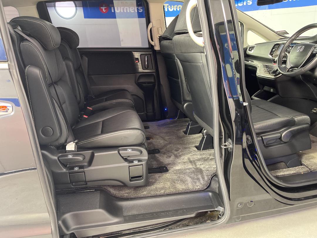 Photo '16' of Honda Odyssey