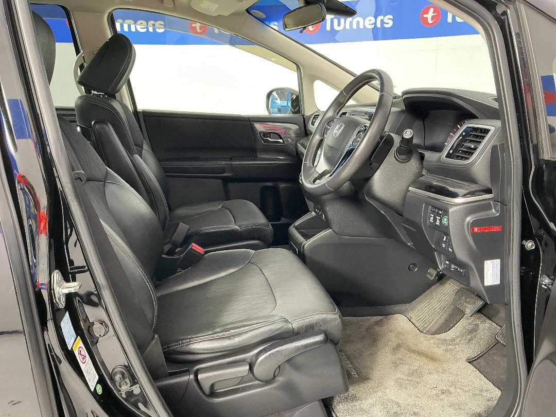 Photo '16' of Honda Odyssey