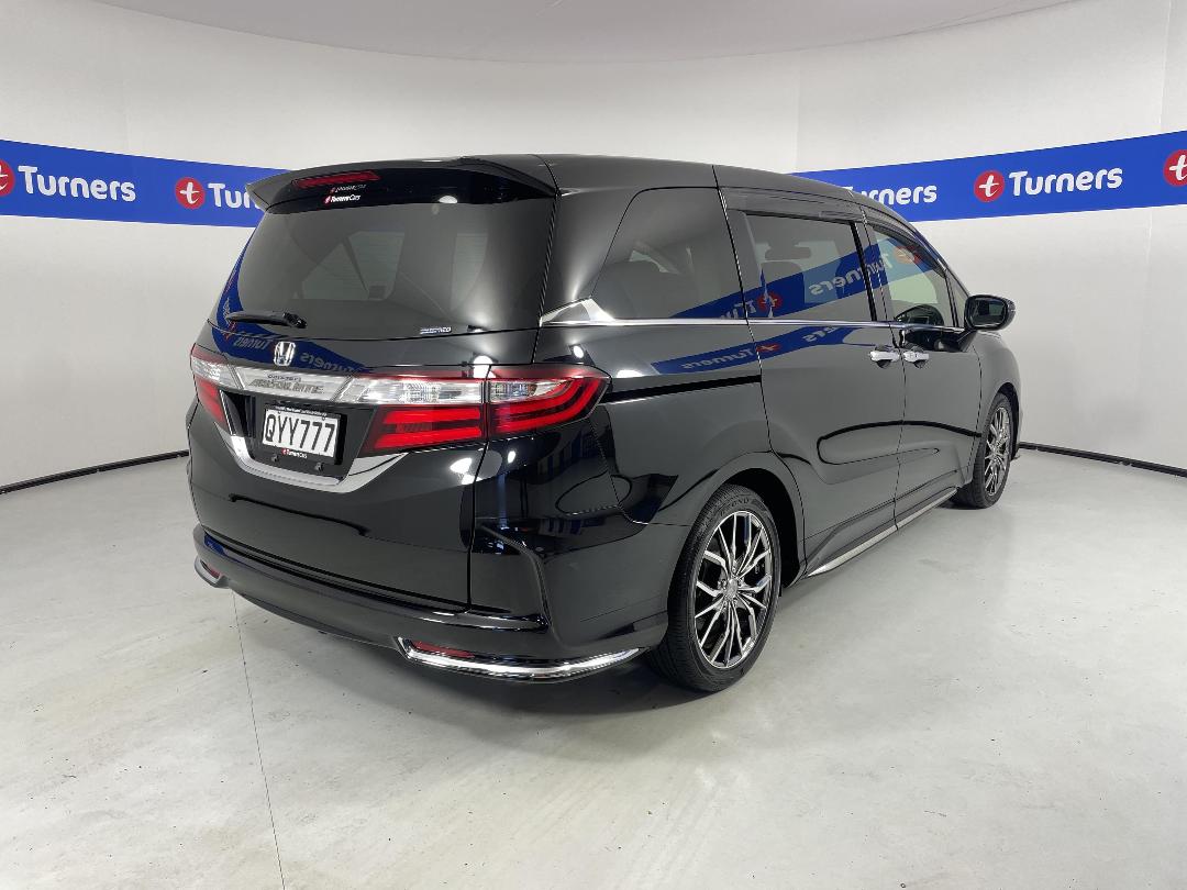 Photo '7' of Honda Odyssey