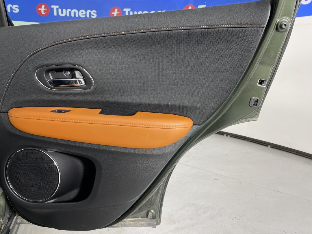 Photo '19' of Honda Vezel Photo '19' of Honda Vezel