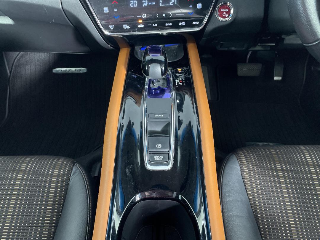 Photo '18' of Honda Vezel Photo '18' of Honda Vezel