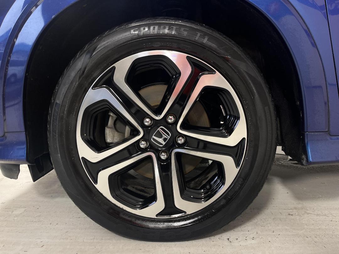 Photo '10' of Honda Vezel