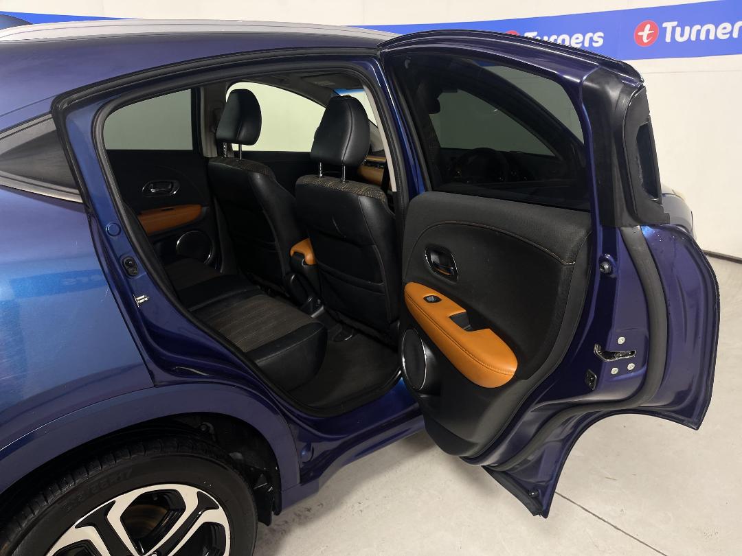 Photo '19' of Honda Vezel