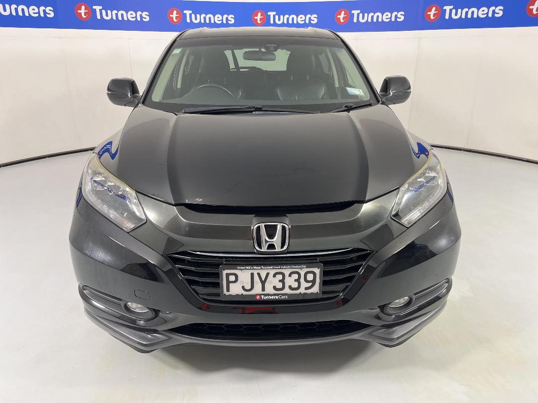 Photo '2' of Honda Vezel