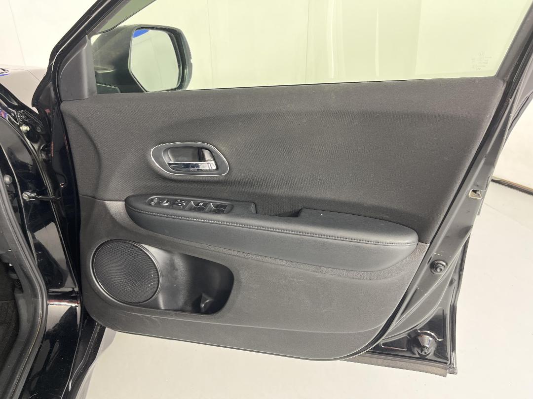 Photo '15' of Honda Vezel