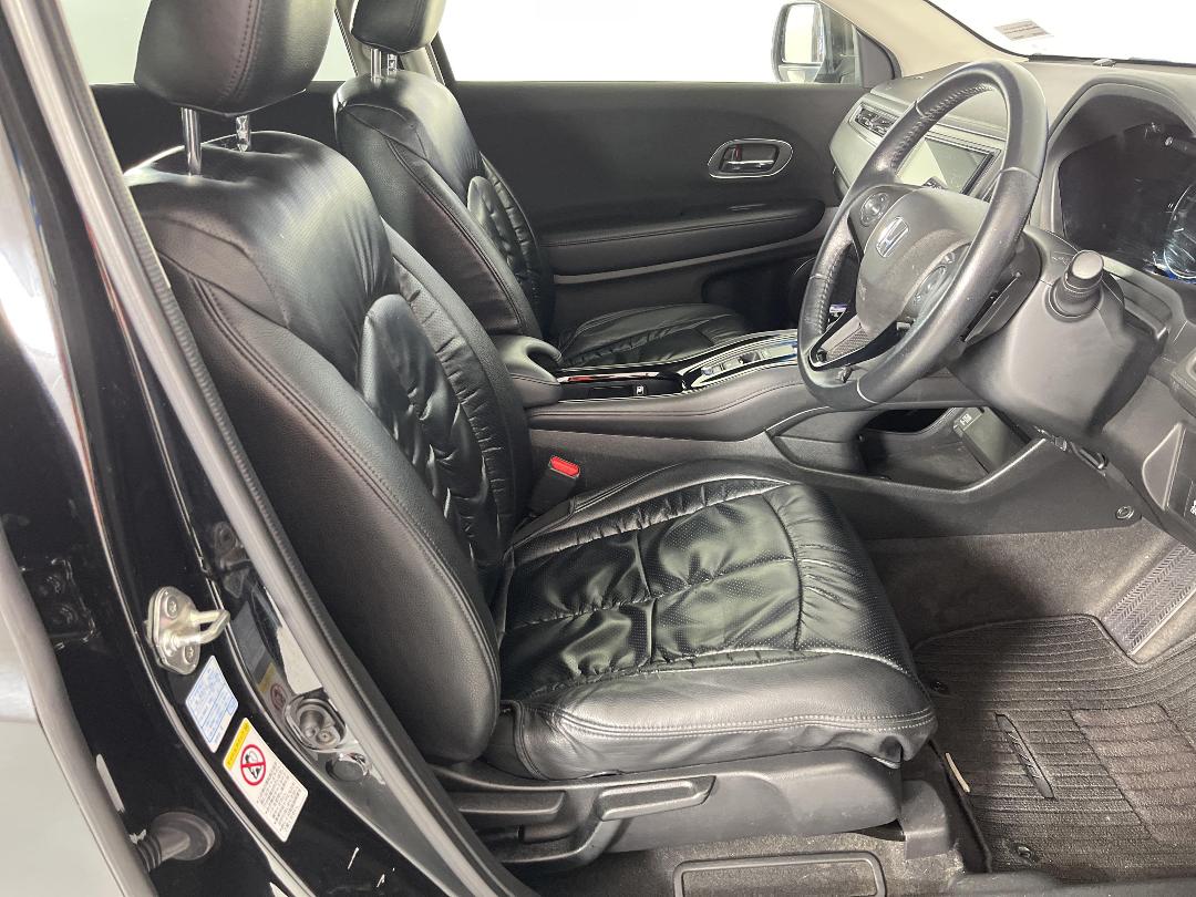 Photo '16' of Honda Vezel