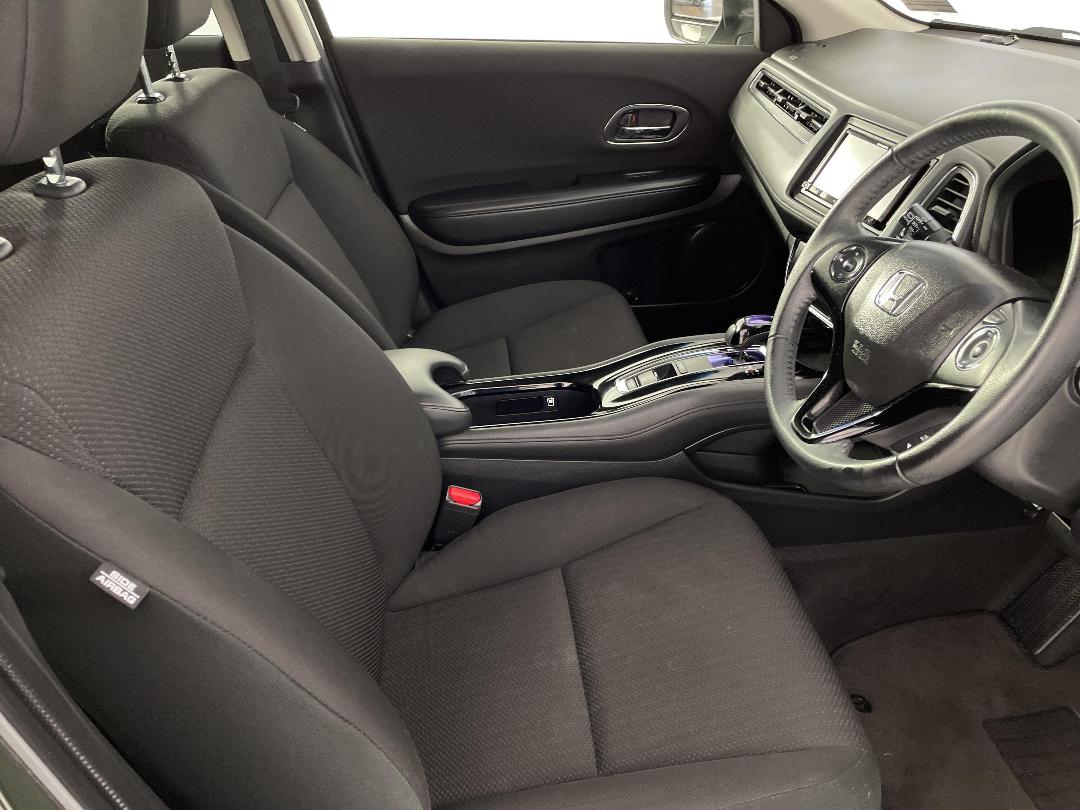 Photo '16' of Honda Vezel