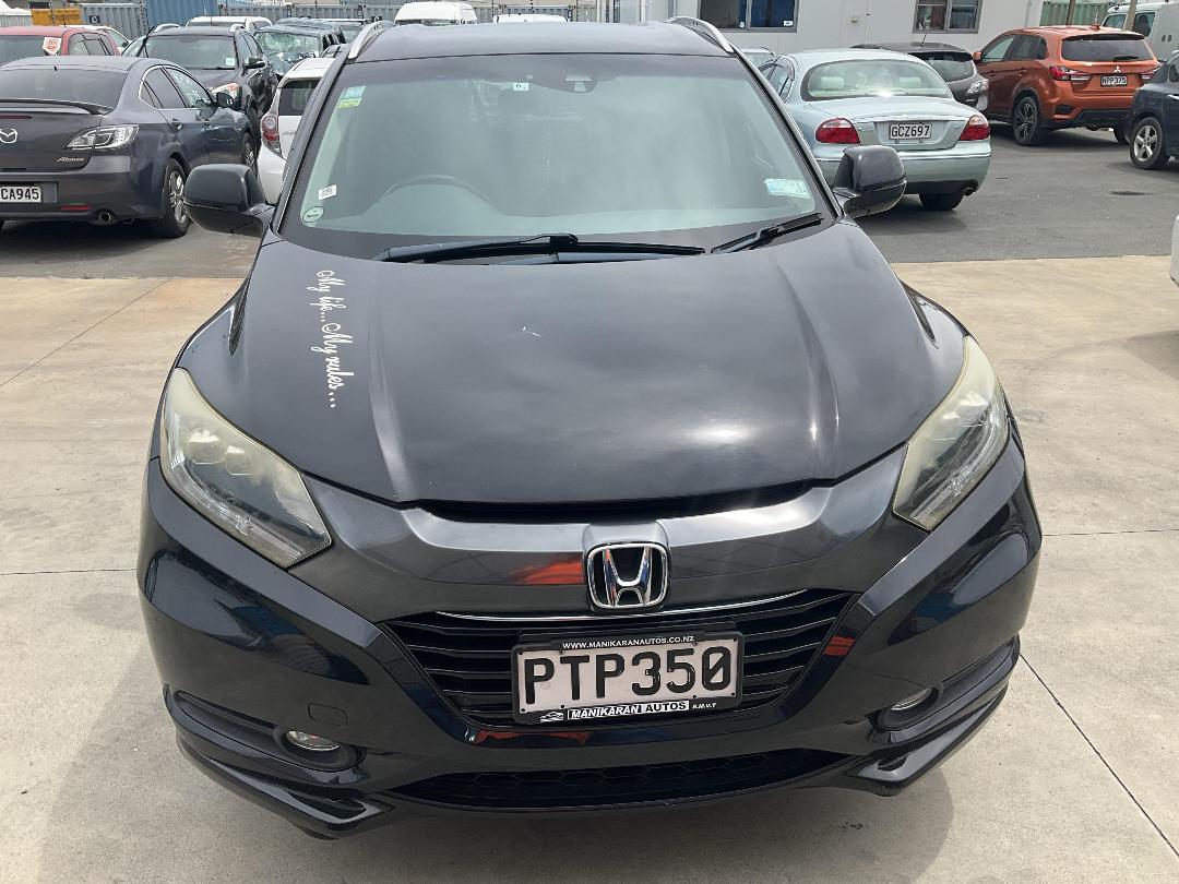 Photo '2' of Honda Vezel Hyrbid