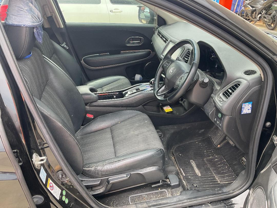 Photo '7' of Honda Vezel Hyrbid