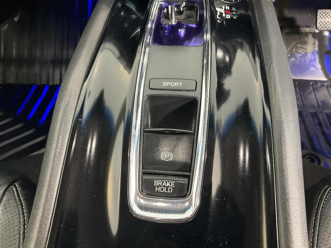 Photo '30' of Honda Vezel