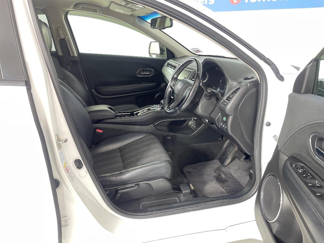 Photo '16' of Honda Vezel