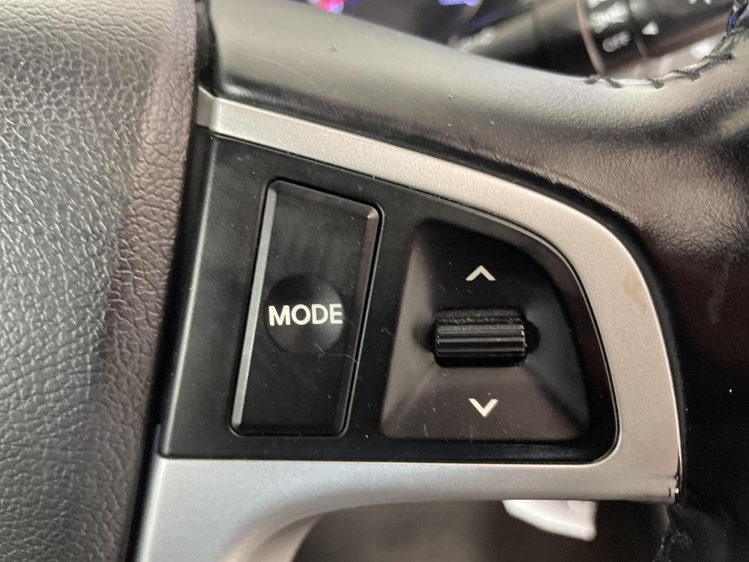 Photo '24' of Hyundai Accent Photo '24' of Hyundai Accent