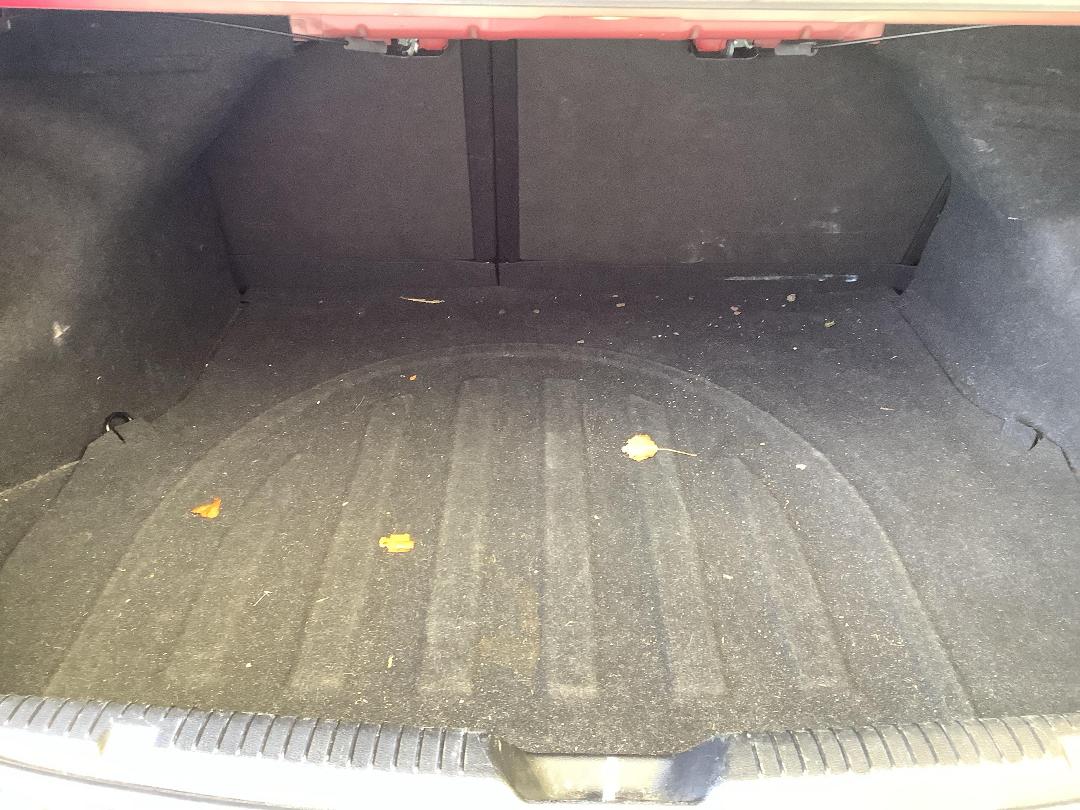 Photo '9' of Hyundai Elantra Photo '9' of Hyundai Elantra