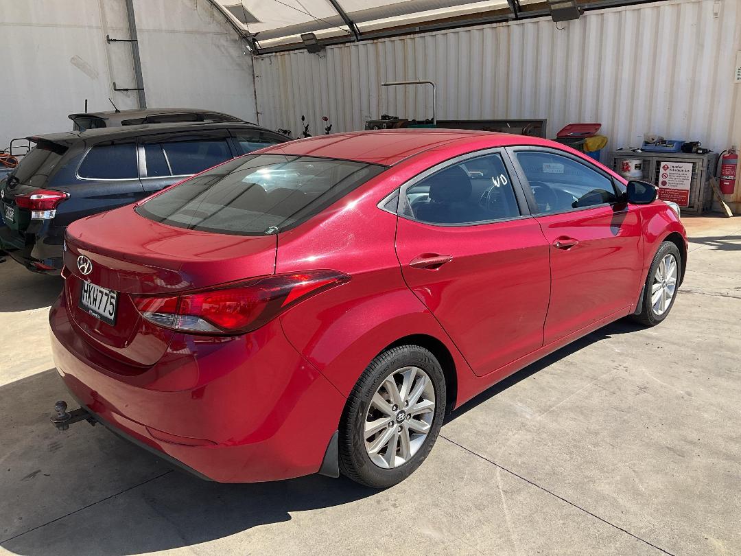 Photo '5' of Hyundai Elantra