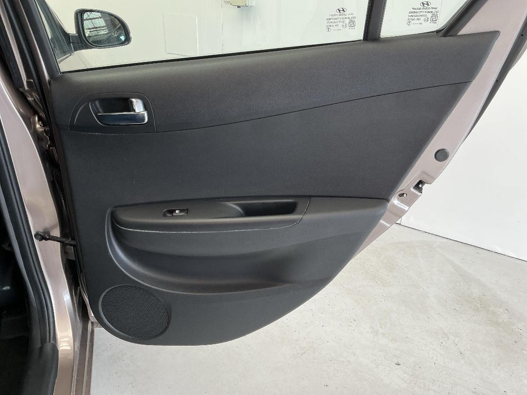 Photo '19' of Hyundai I20