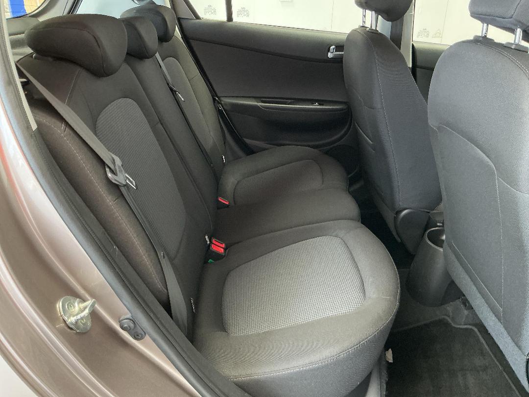 Photo '20' of Hyundai I20