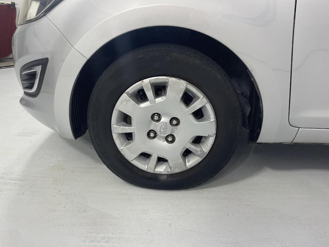 Photo '10' of Hyundai I20