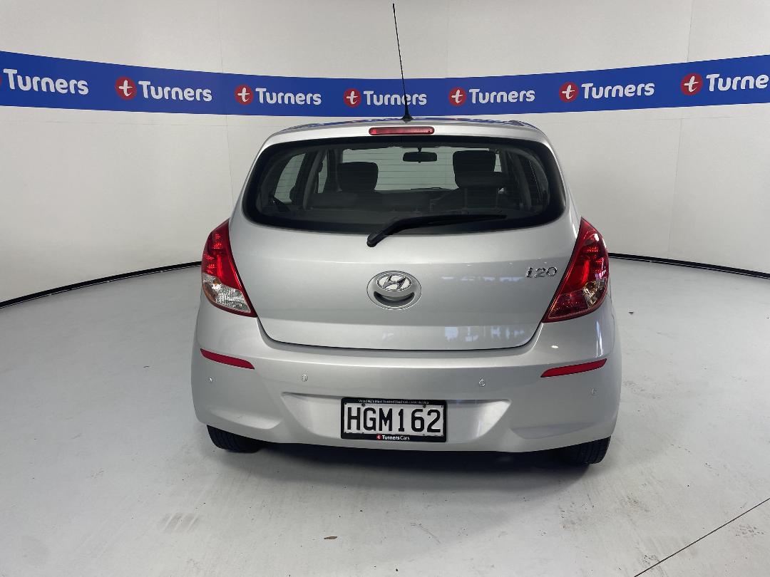 Photo '6' of Hyundai I20