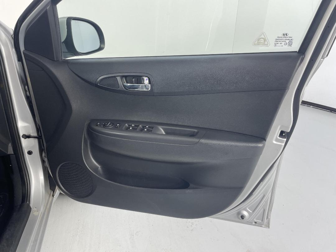 Photo '15' of Hyundai I20