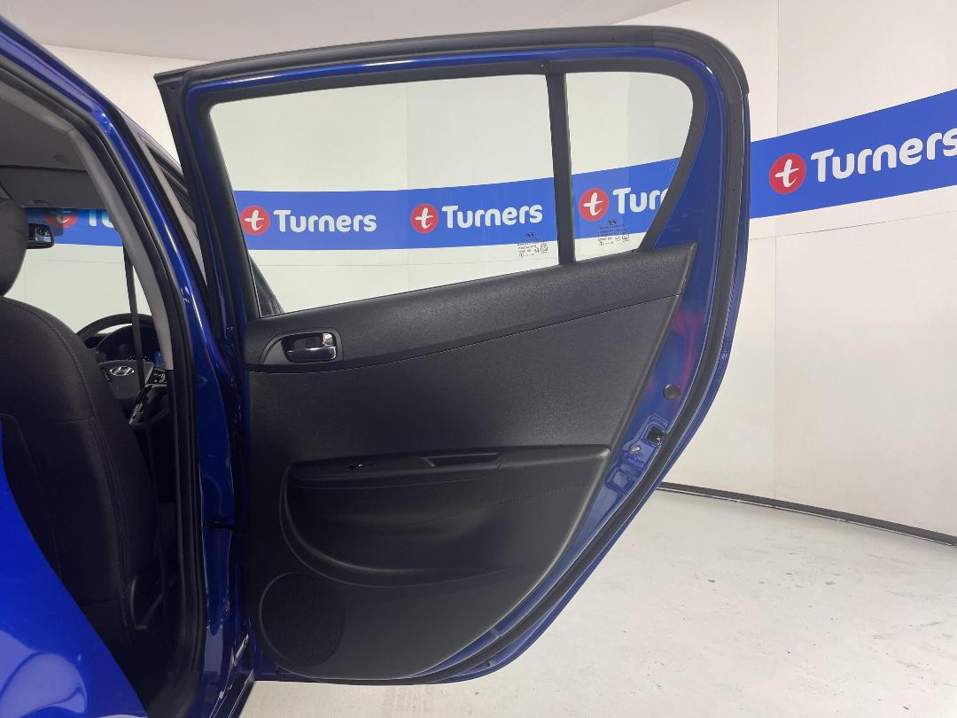 Photo '19' of Hyundai I20