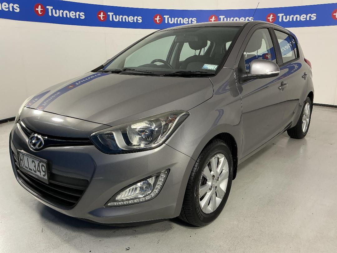 Photo '4' of Hyundai I20