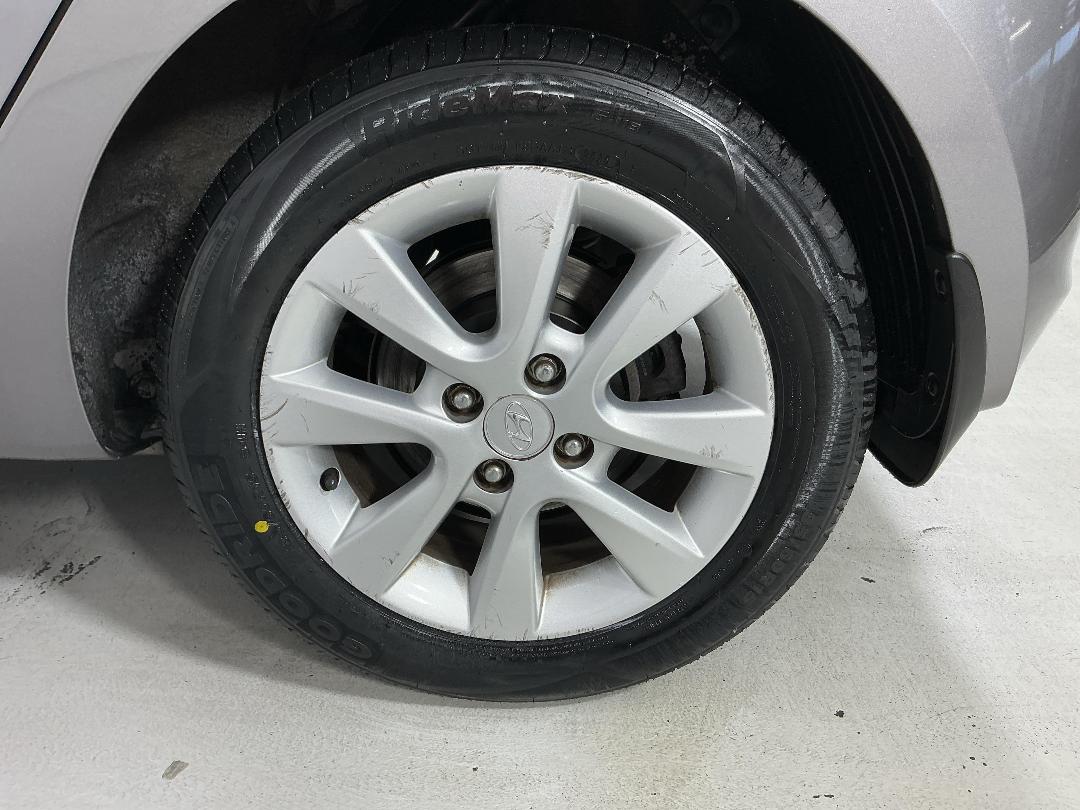 Photo '11' of Hyundai I20