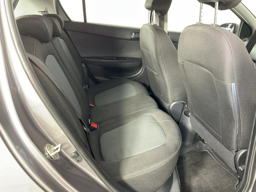 Photo '20' of Hyundai I20