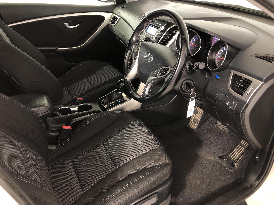 Photo '16' of Hyundai I30